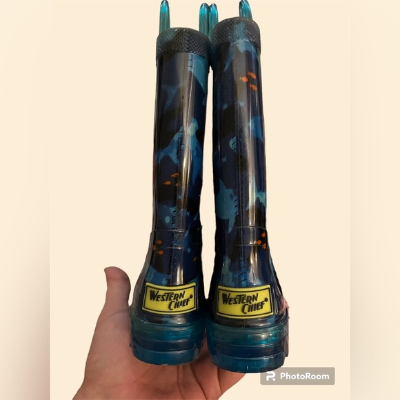 Western Chief - Picture 3 of 3